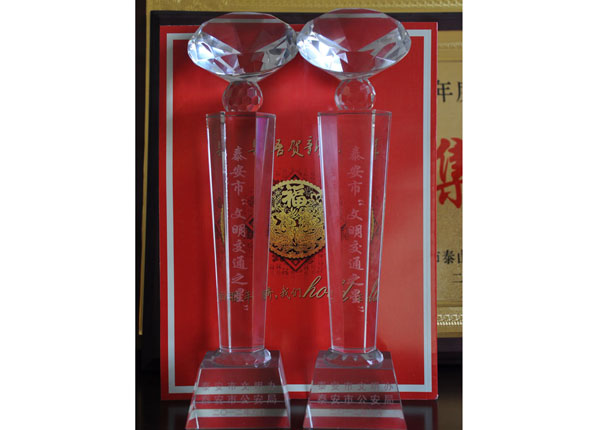 �c(di��n)���鿴Ԕ��(x��)��Ϣ<br>��(bi��o)�}��   ��x�Δ�(sh��)��1530